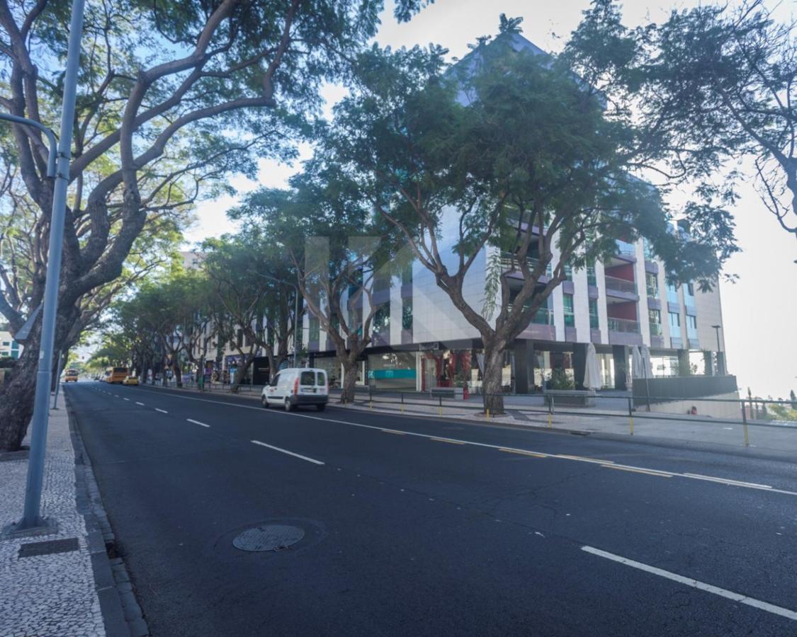 Astro Madeira Apartments 丰沙尔 外观 照片