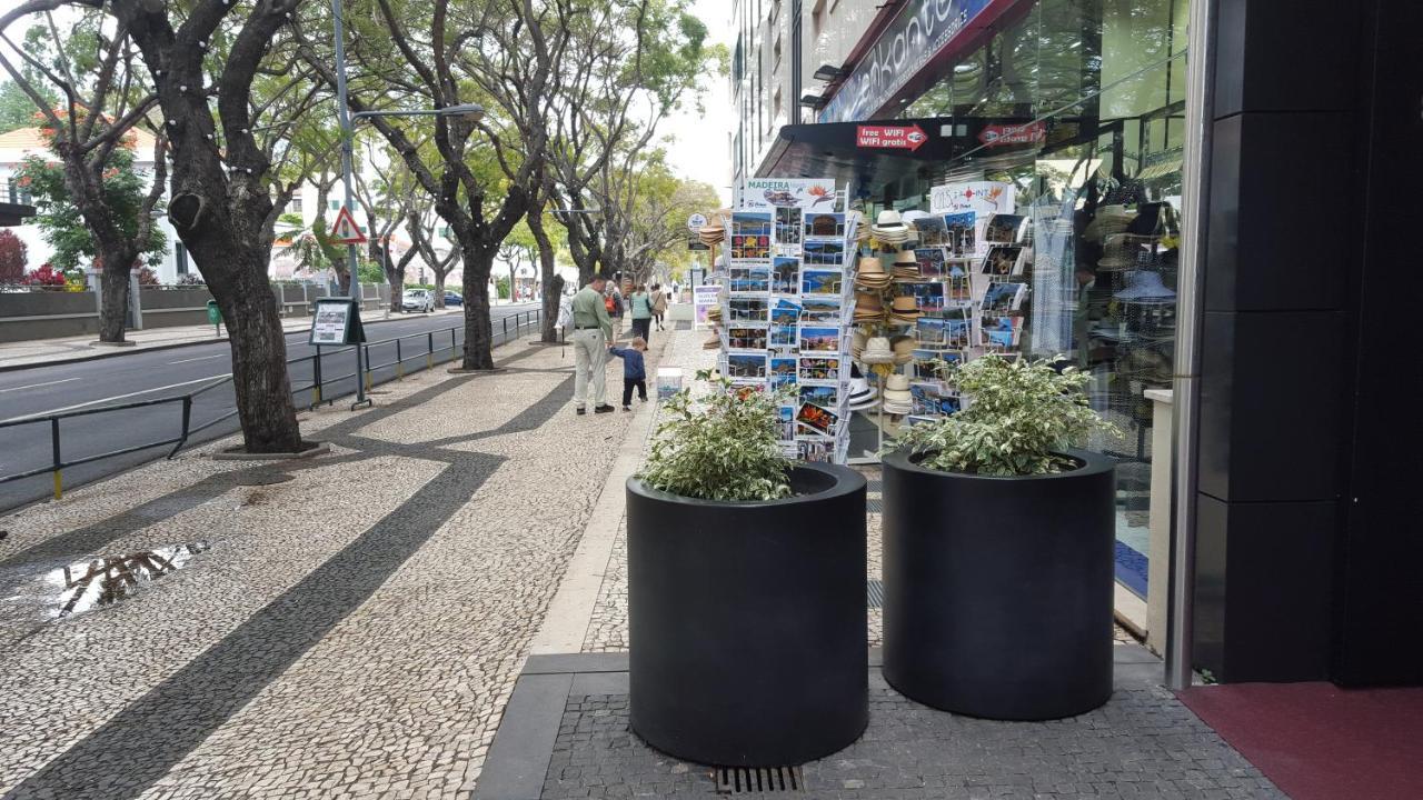 Astro Madeira Apartments 丰沙尔 外观 照片