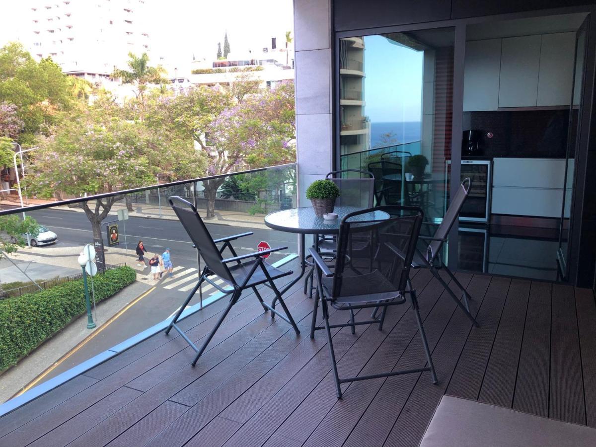 Astro Madeira Apartments 丰沙尔 外观 照片