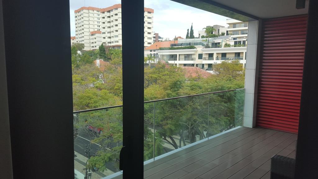 Astro Madeira Apartments 丰沙尔 外观 照片